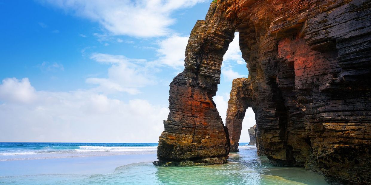 Playa de las catedrales donde esta