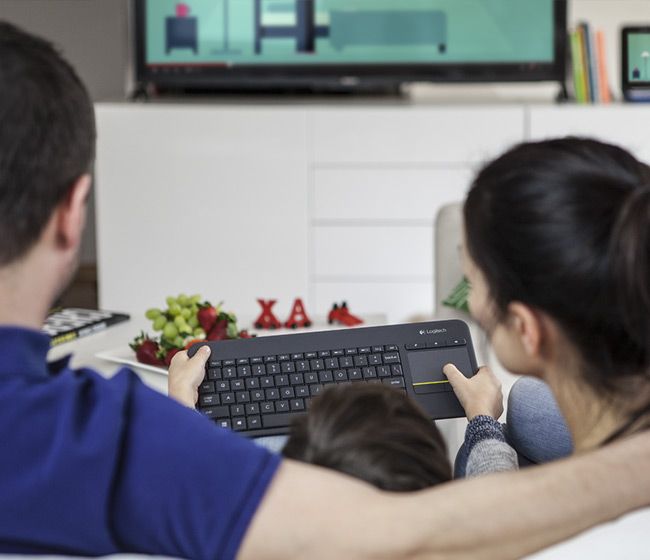 Saca el máximo partido a tu televisor con estos accesorios Foto: Logitech