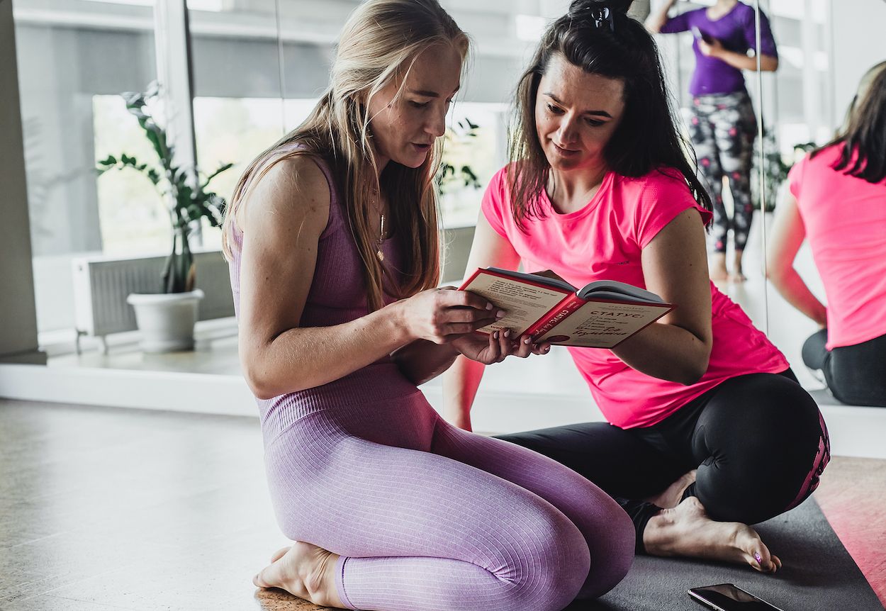 Aprende yoga con estos libros escritos por famosos