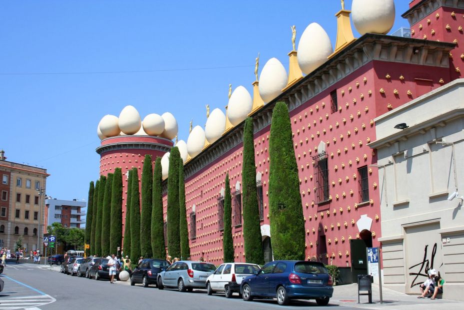 Teatro museo Dalí en Figueres (BigStock)