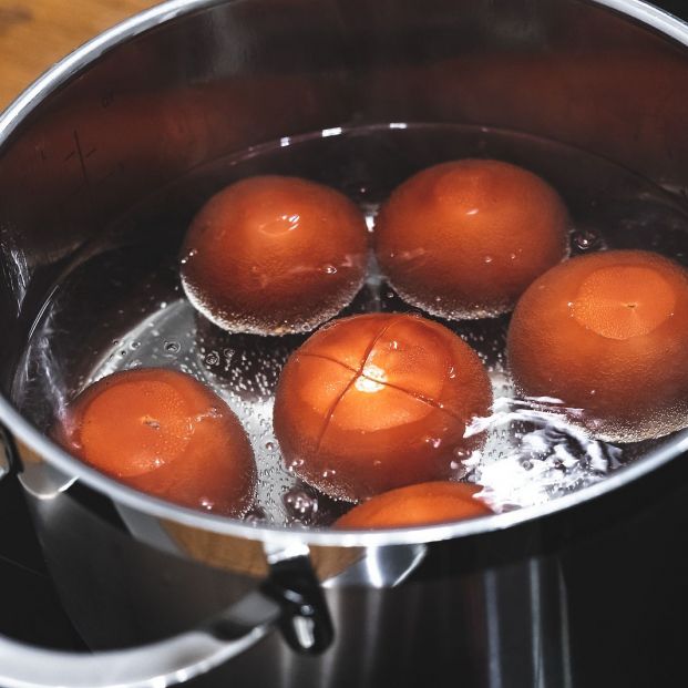 Consejos para pelar tomates más rápido Foto: bigstock