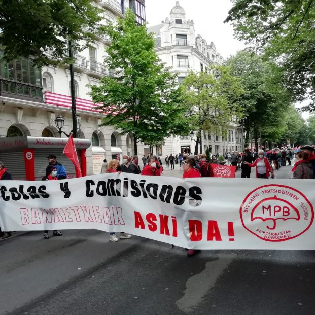 Pensionistas denuncian las "dificultades" en las gestiones bancarias Pensionistas denuncian las "dificultades" en las gestiones bancarias