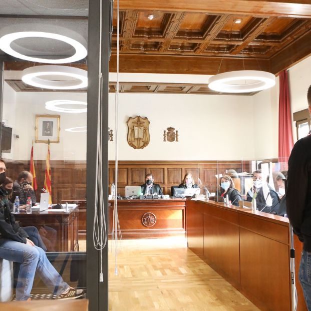 EuropaPress 3650354 acusado norbert feher alias igor ruso cabina seguridad juicio audiencia EuropaPress 3650354 acusado norbert feher alias igor ruso cabina seguridad juicio audiencia