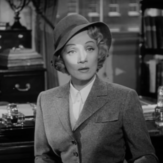 Marlene Dietrich es Christine Vole/Helm en 'Testigo de cargo'  (1957)