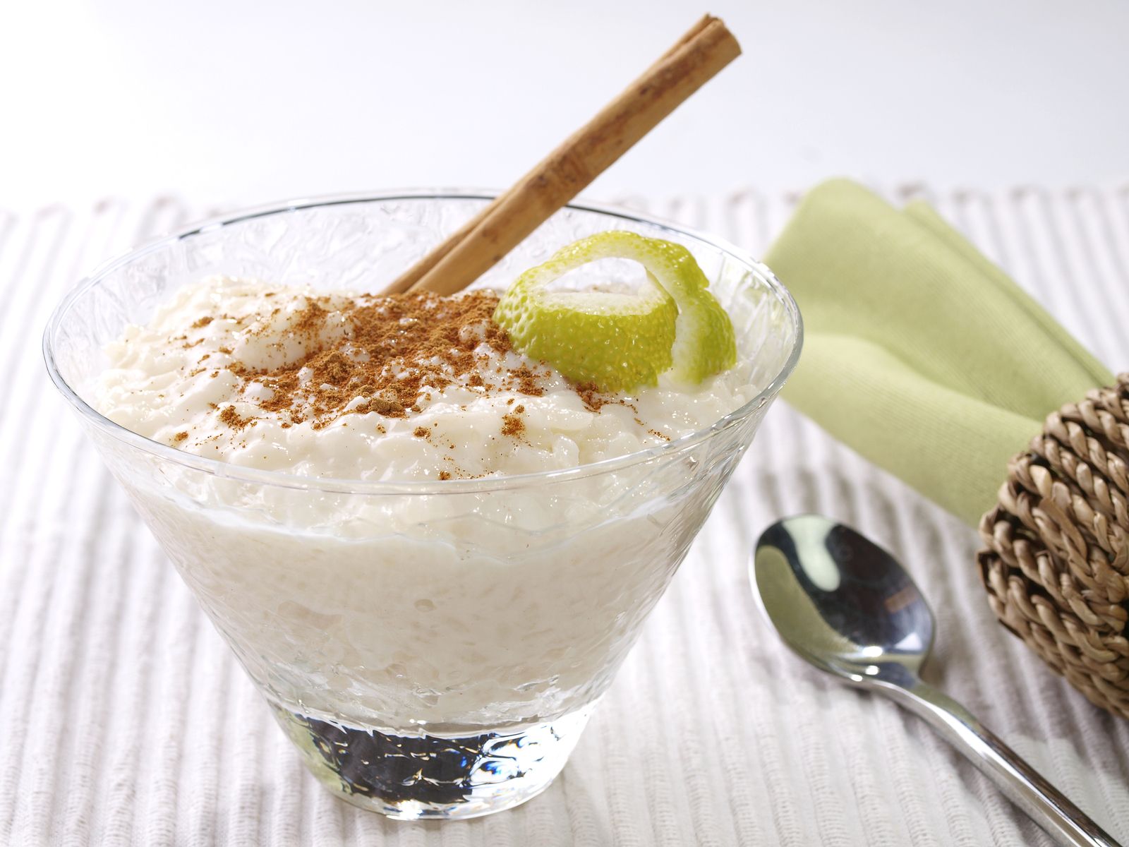 Receta de arroz con leche (bigstock)