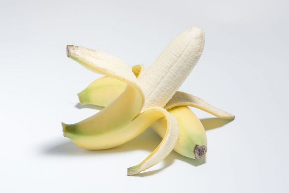 bigstock Banana Picture Yellow Bananas 354397901