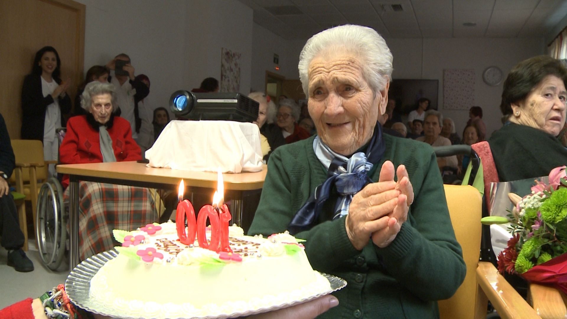 Las personas que viven más de 105 años tienen una reparación del ADN más eficiente