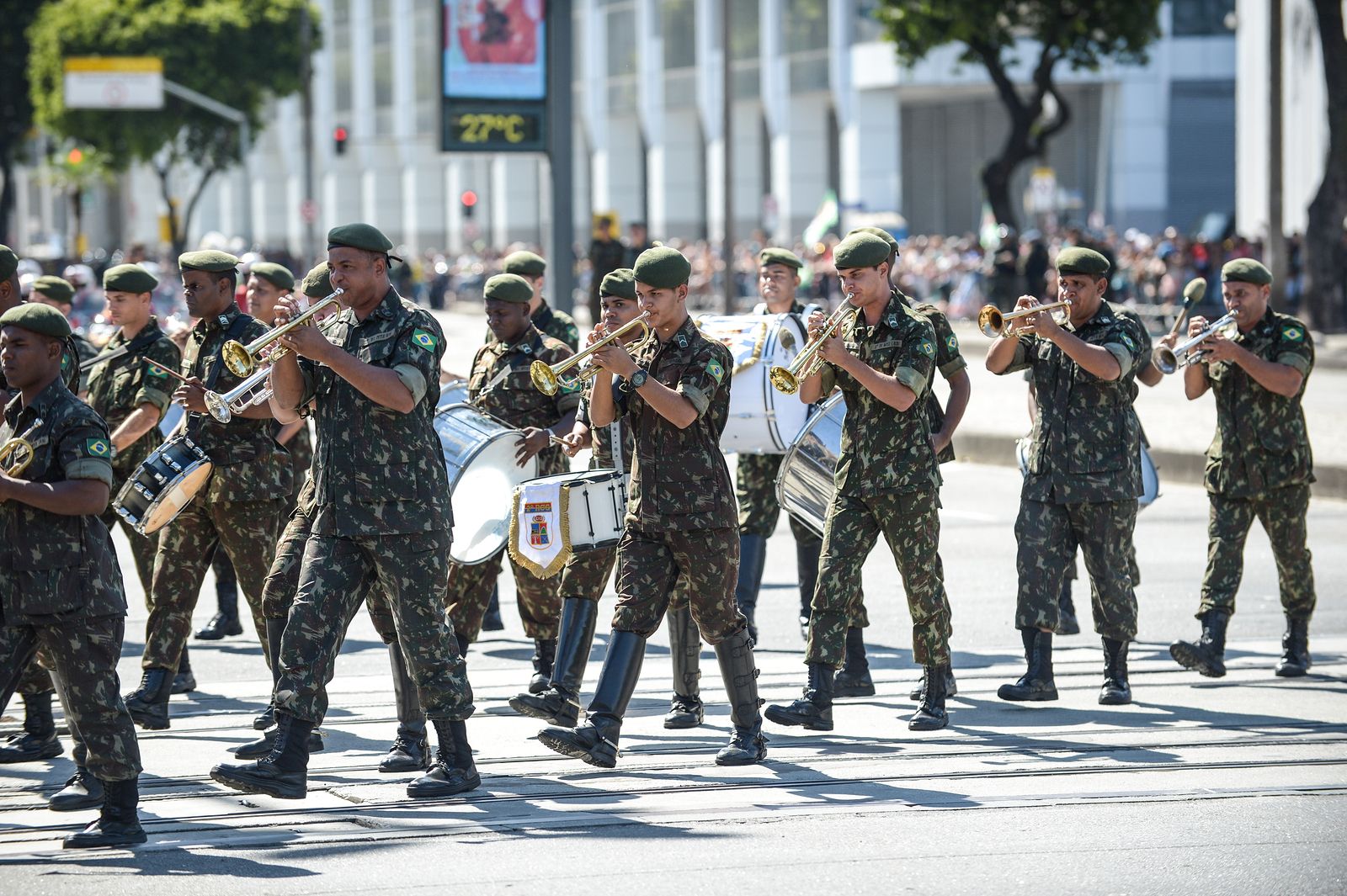 Soldados brasileños en Río de Janeiro, uno de los paíes con servicio militar obligatorio