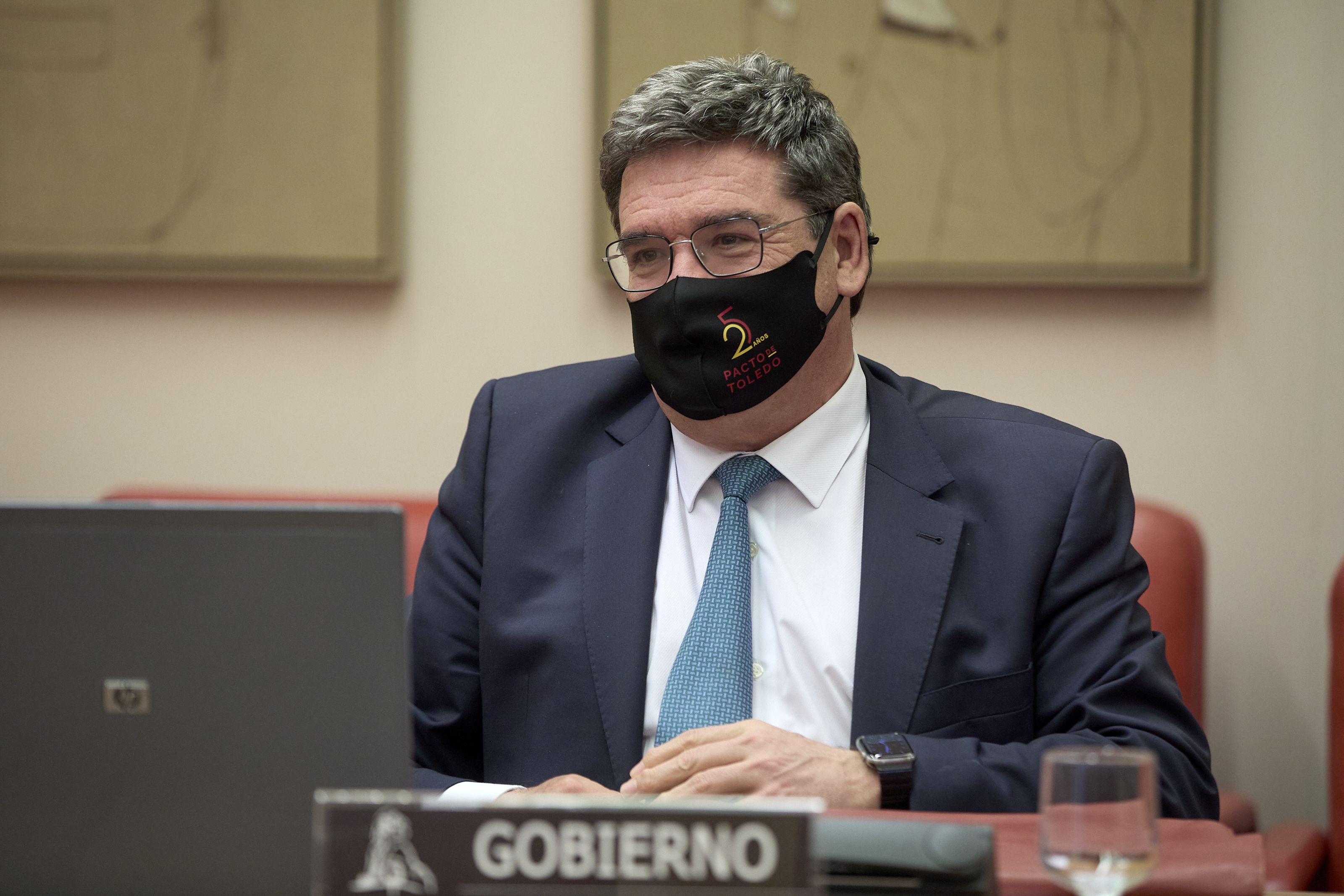 ¿Dónde está la bolita? ¿Dónde está la bolita?