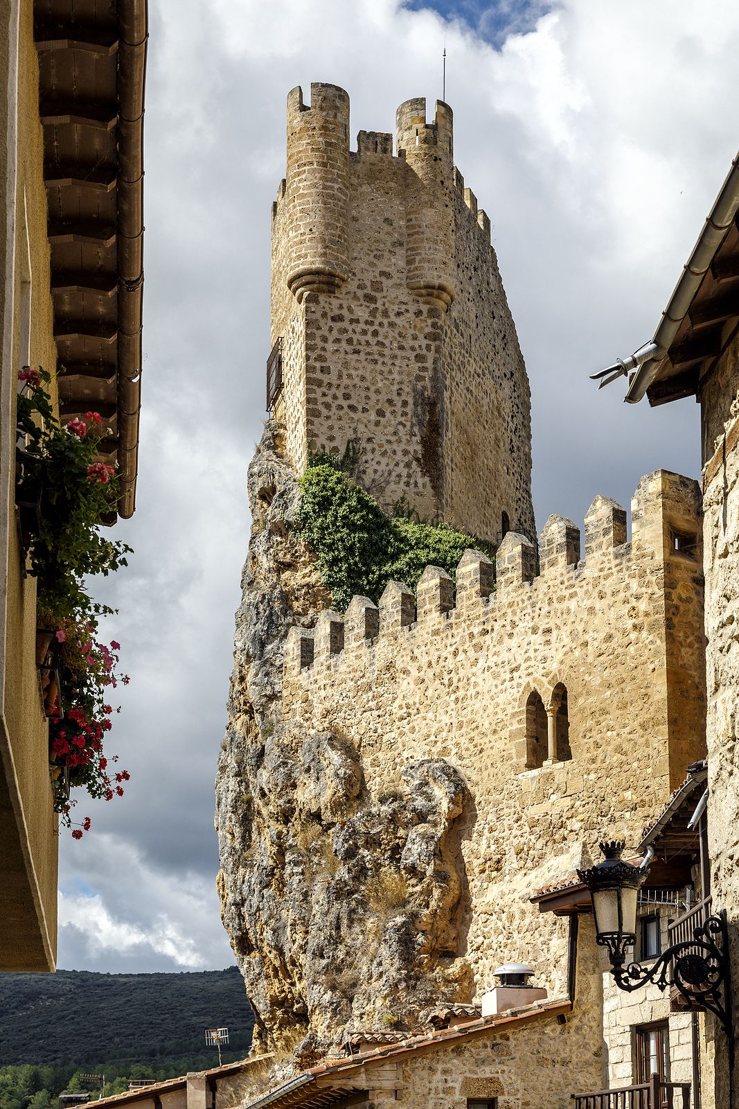 Los pueblos más bonitos de la provincia de Burgos. Foto: bigstock  