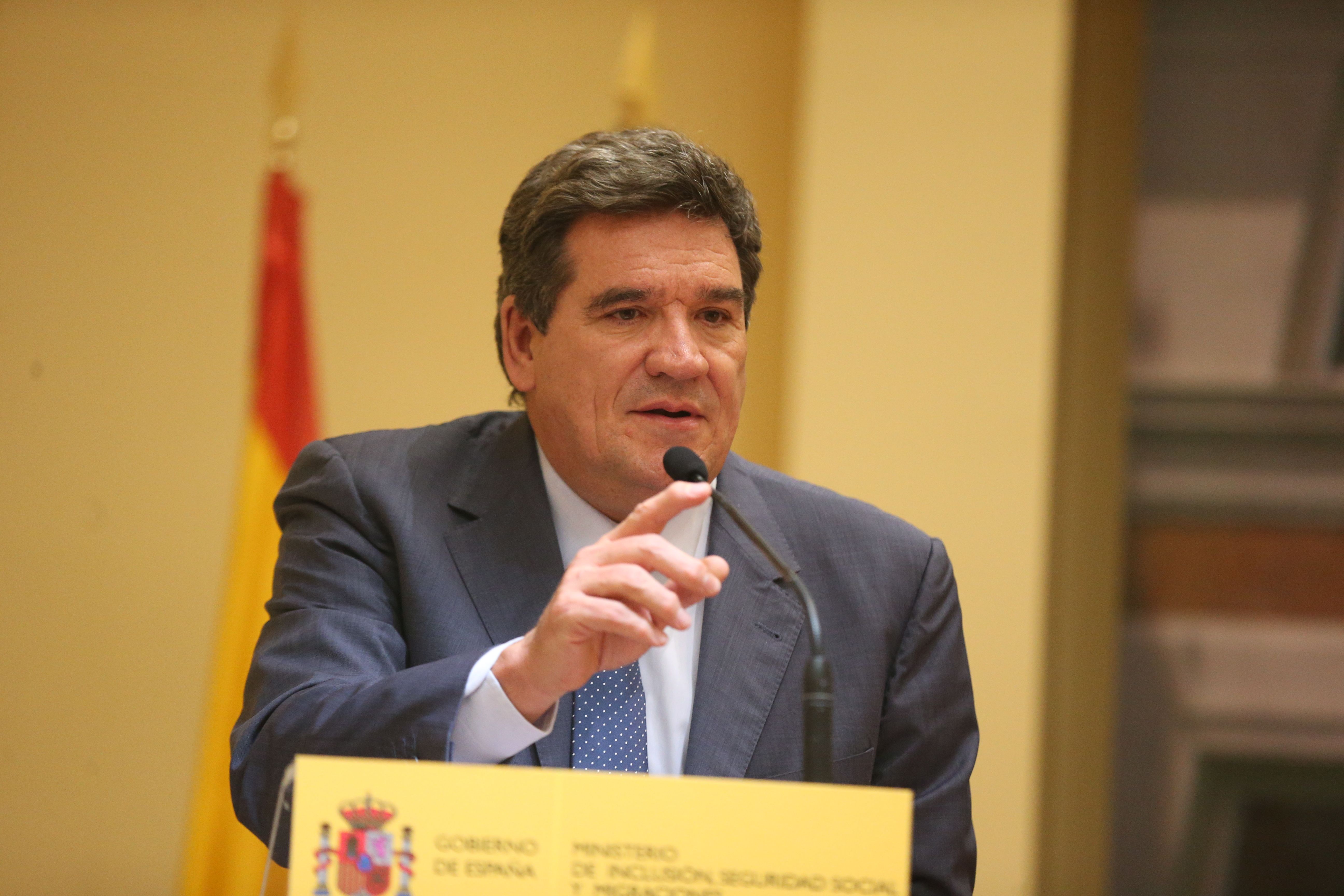 Escrivá: "Los impuestos no servirán para pagar las pensiones" Escrivá: "Los impuestos no servirán para pagar las pensiones"