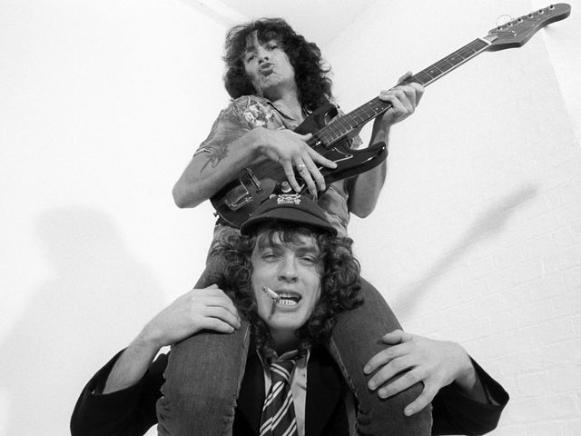 Angus Young y Bon Scott