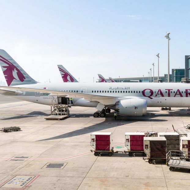 Aviones de Qatar Airways en el Aeropuerto Internacional de Hamad, en Doha (BigStock)