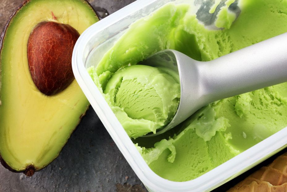 Prepara tu propio helado de aguacate