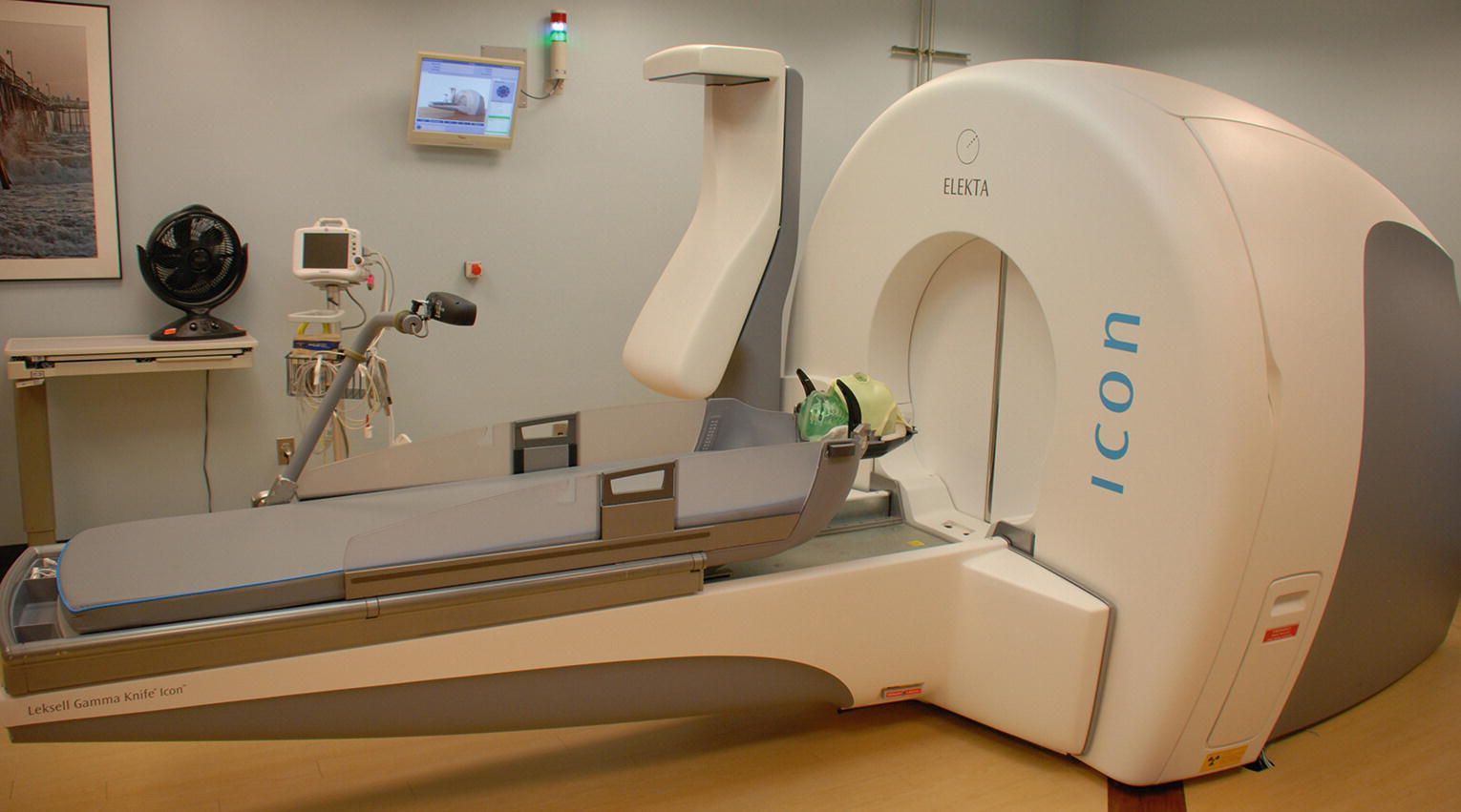 El Clínico de València no usa por falta de licencia el equipo que donó hace un año Amancio Ortega . Foto: Leksell Gamma Knife