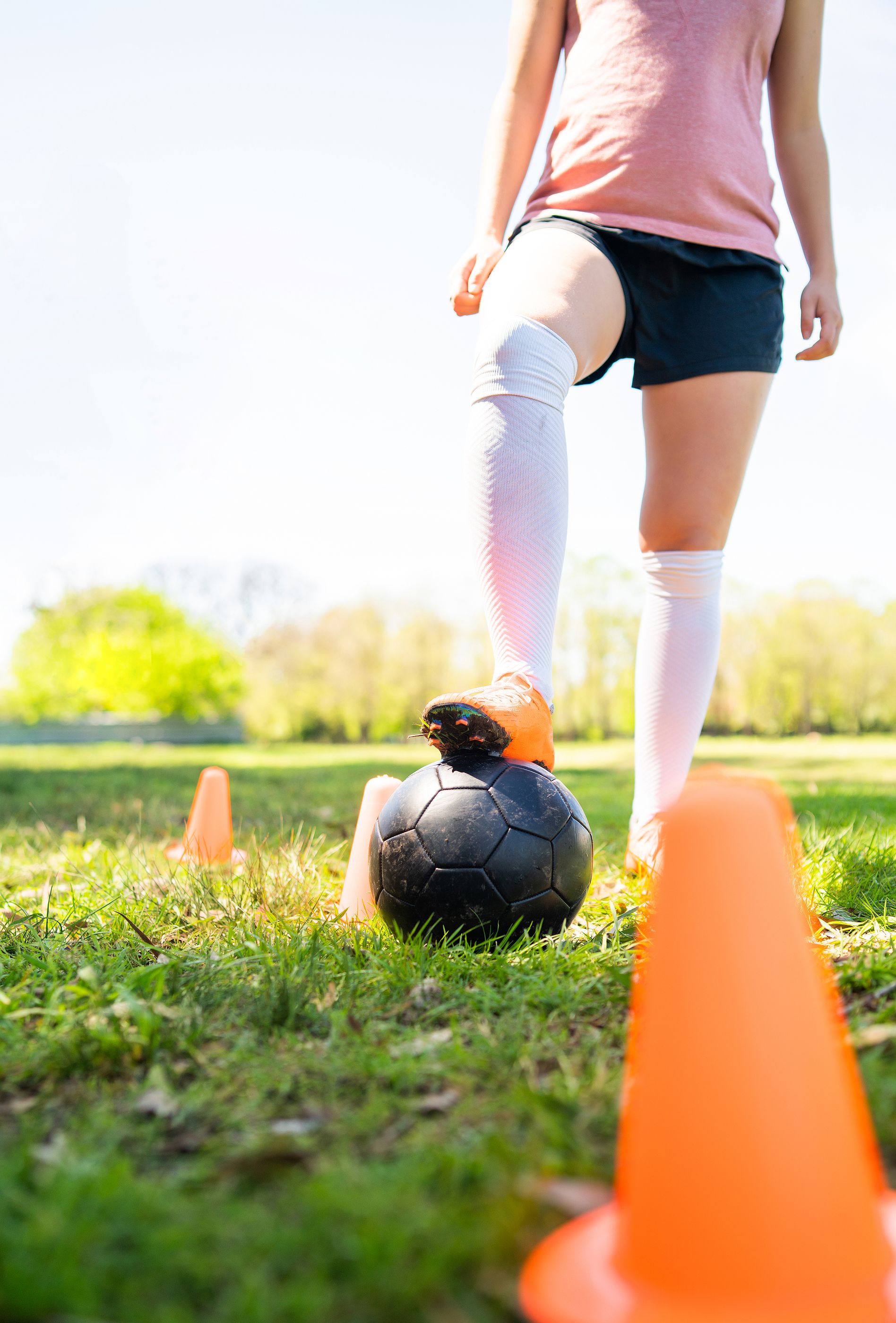 Fútbol femenino, modelos, recogepelotas... Y estas profesiones, ¿quién las regula?