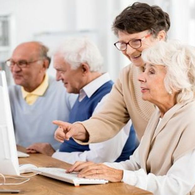 #MayoresActivosEnCasa de Canal Sénior gana los Premios de Internet 2021 #MayoresActivosEnCasa de Canal Sénior gana los Premios de Internet 2021