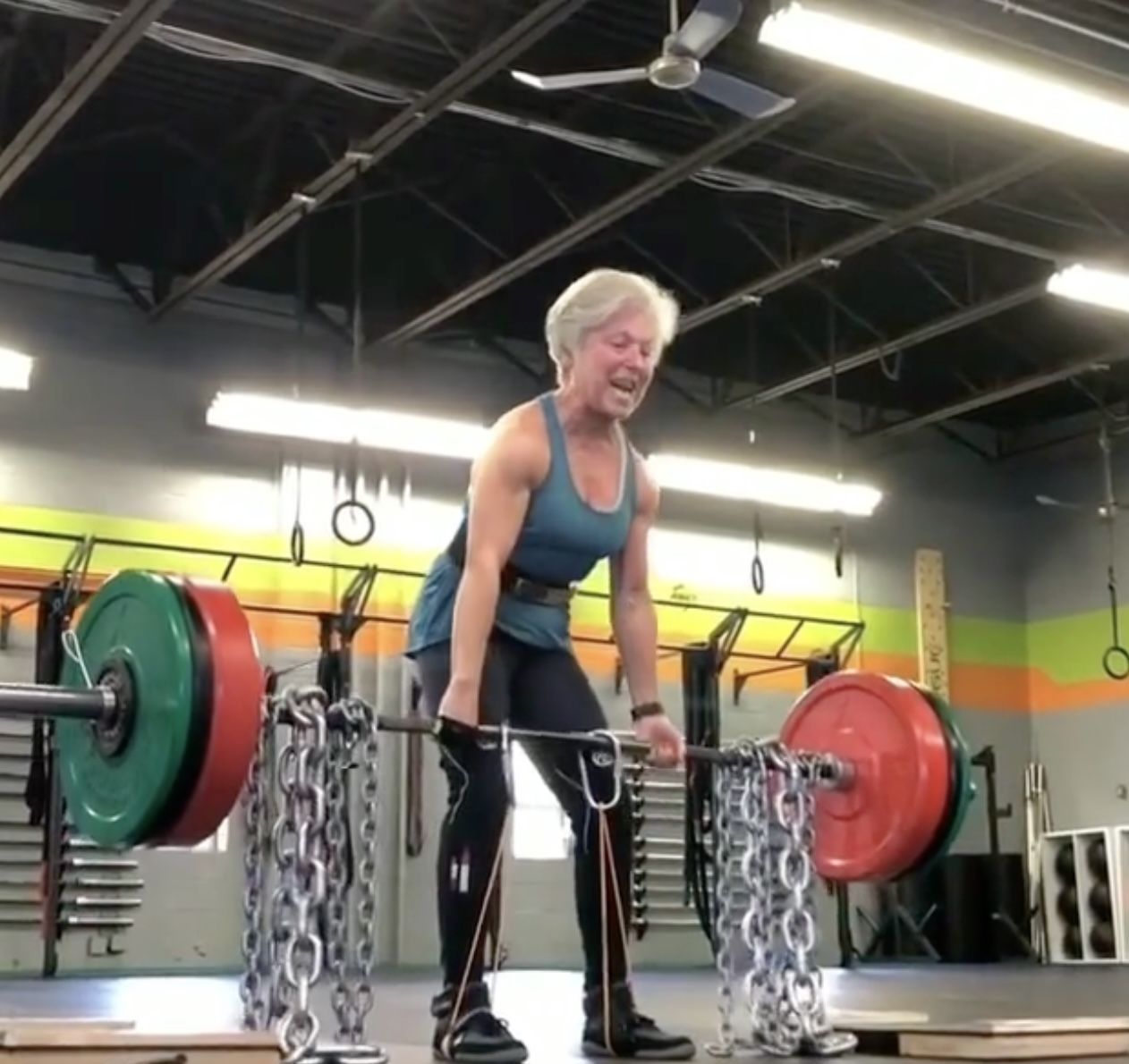 Mary Duffy, la mujer de 71 años que levanta 110 kg: "Me siento mejor ahora que cuando tenía 40" (Foto: Instagram)