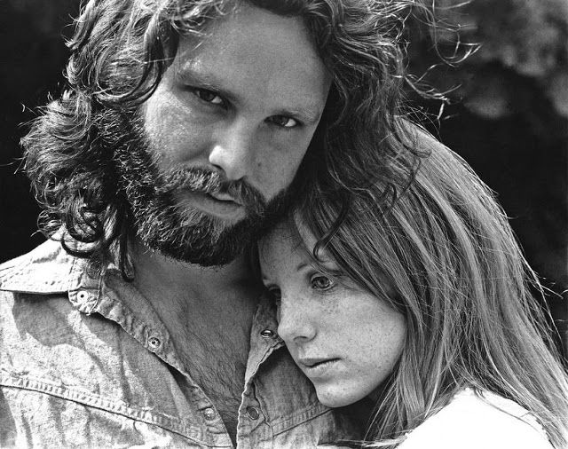 Jim Morrison y Pamela. Foto: Editorial Cúpula
