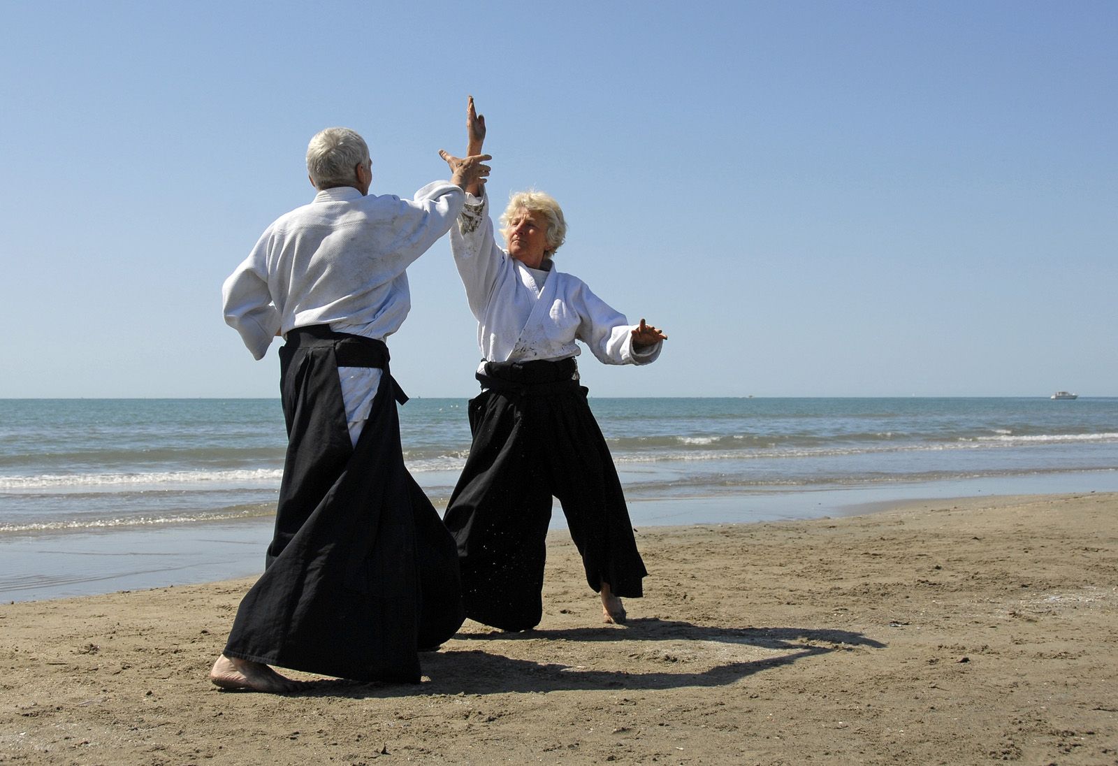 Es posible practicar artes marciales a partir de los 50 años (Bigstock)