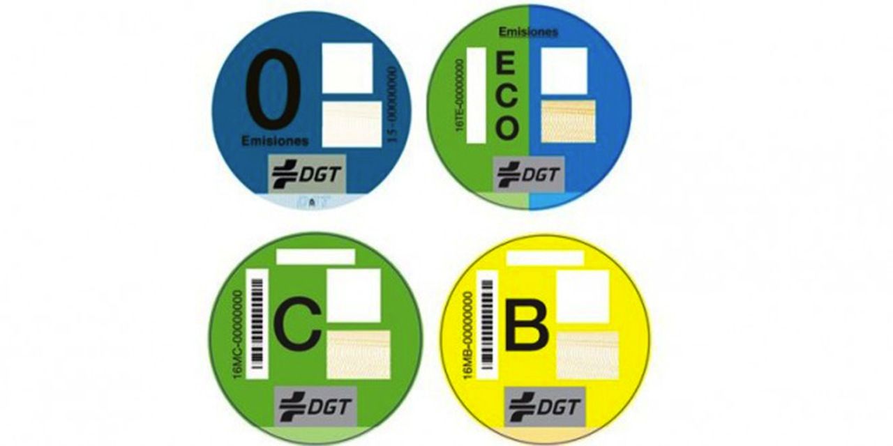 Los distintivos ambientales de la DGT, obligatorios en Madrid desde este miércoles