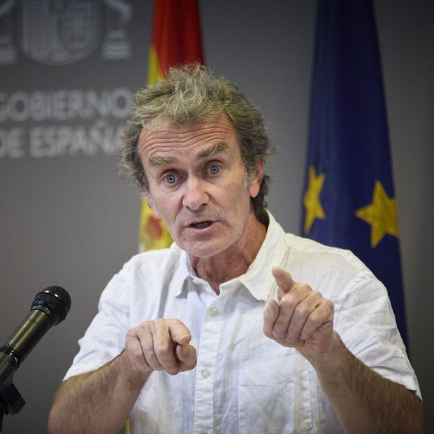 Fernando Simón alerta: "Estar vacunado no significa estar inmunizado" Fernando Simón alerta: "Estar vacunado no significa estar inmunizado"