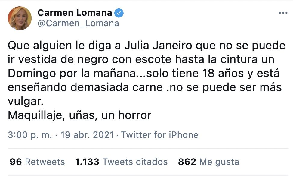 Tuit de Carmen Lomana reprochando a Julia Janeiro su estilismo