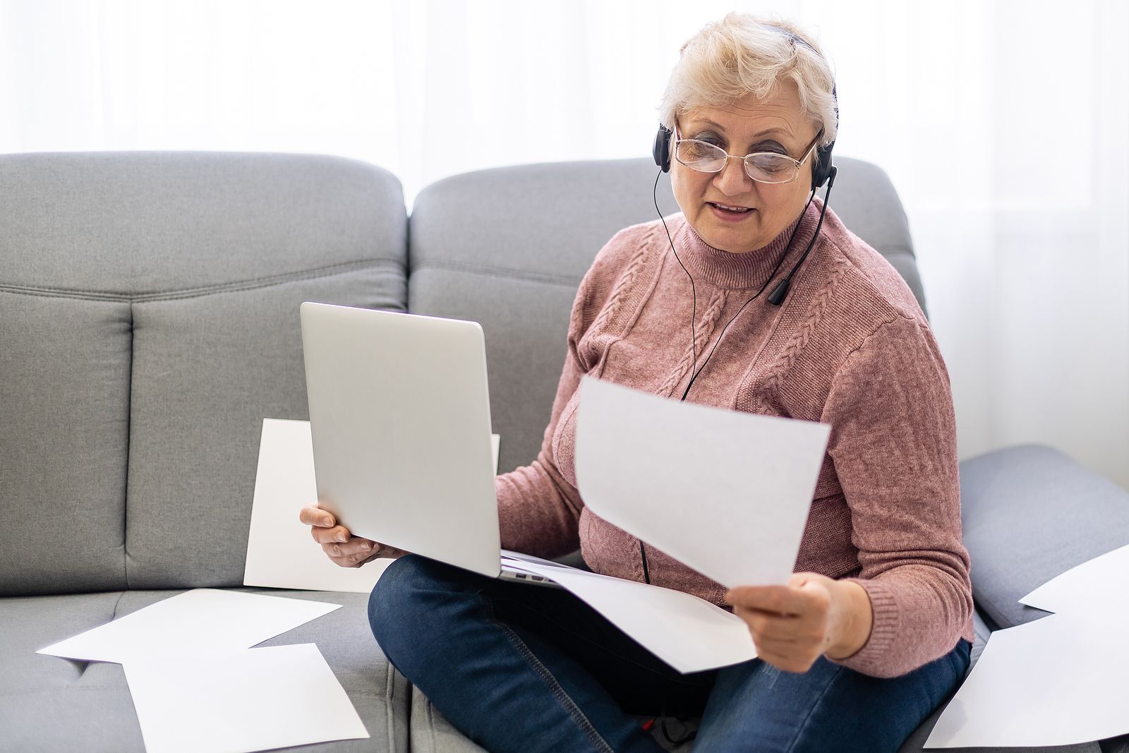 Cambios que debes comunicar al INSS antes de 30 días si ha variado tu situación como pensionista (Foto Bigstock) 2