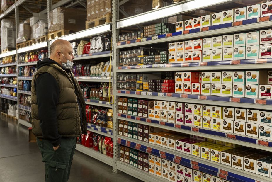 ¿Quién está detrás del café de marca blanca de Mercadona, Carrefour, Alcampo, Aldi o Lidl?