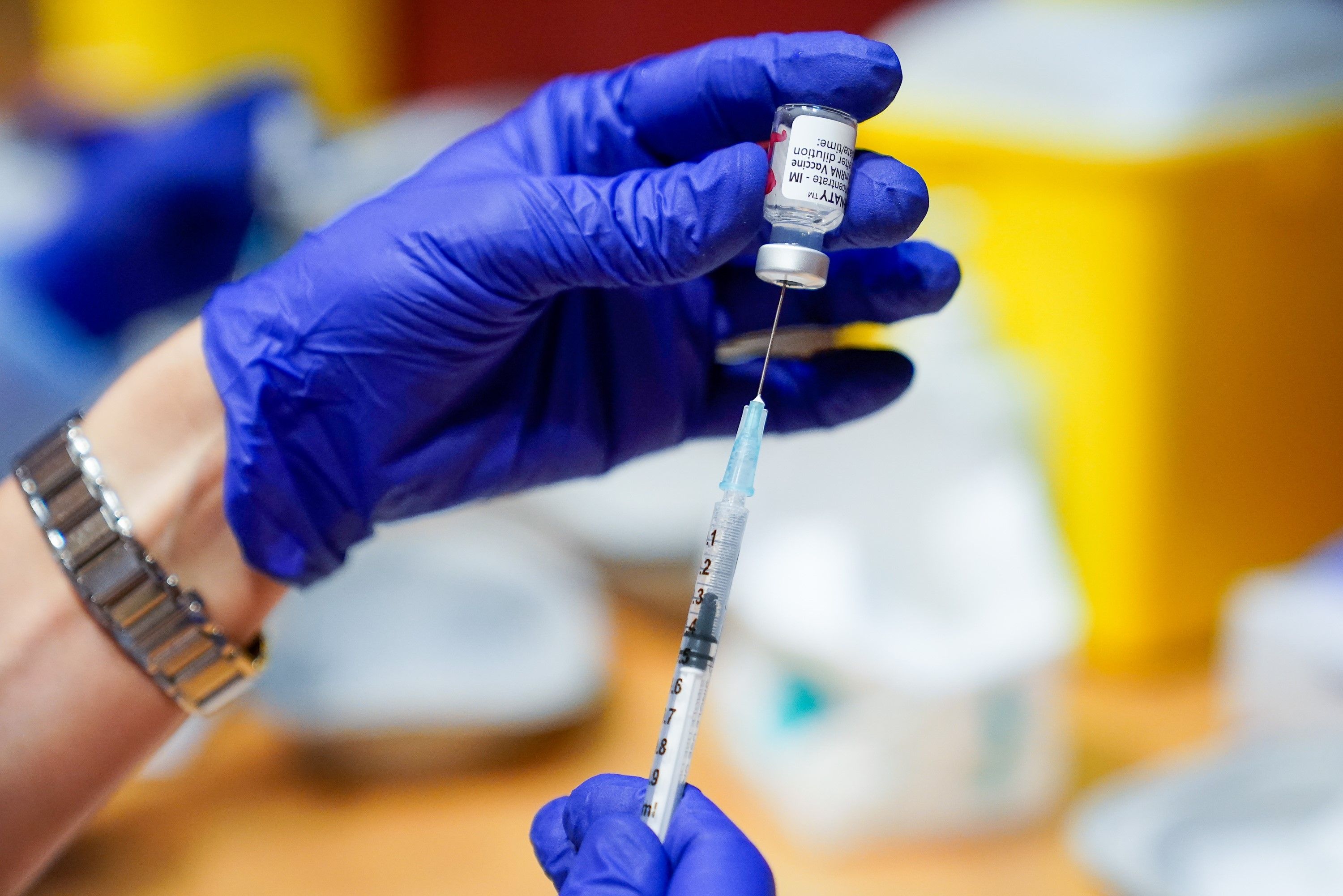 Un estudio sobre las residencias de León determinará si necesitan una tercera dosis de la vacuna