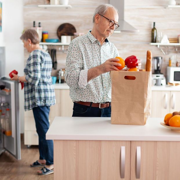 Este ese el motivo por el que deberías mantener los alimentos descongelados en su envase original (Foto Bigstock) 2