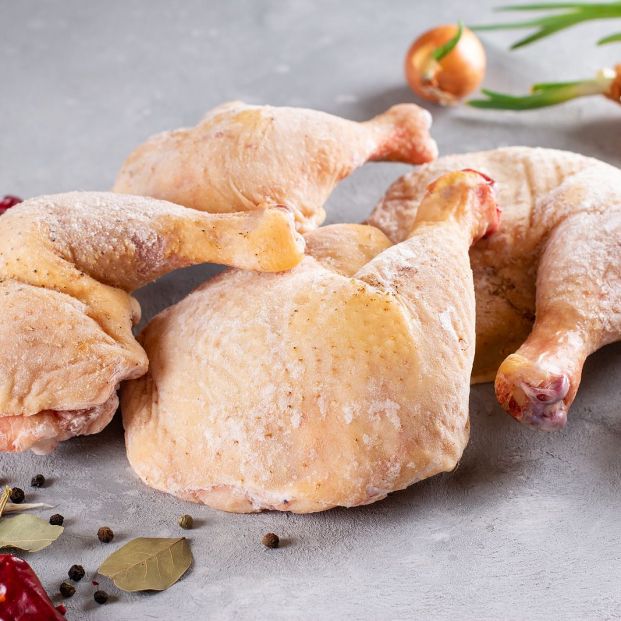 Descongela el pollo en tiempo récord y sin utilizar el microondas Foto: bigstock