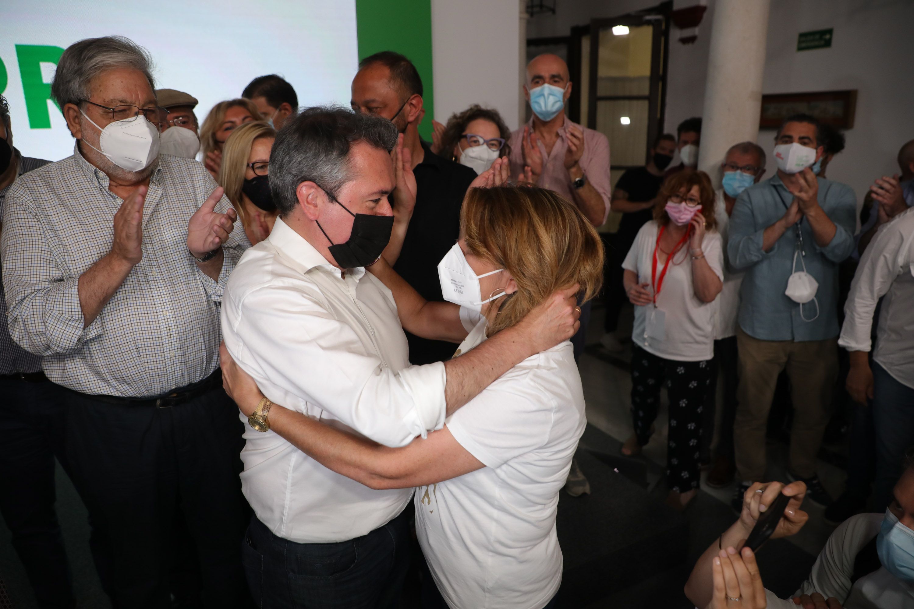 Juan Espadas se impone a Susana Díaz y será el candidato del PSOE a la Junta de Andalucía