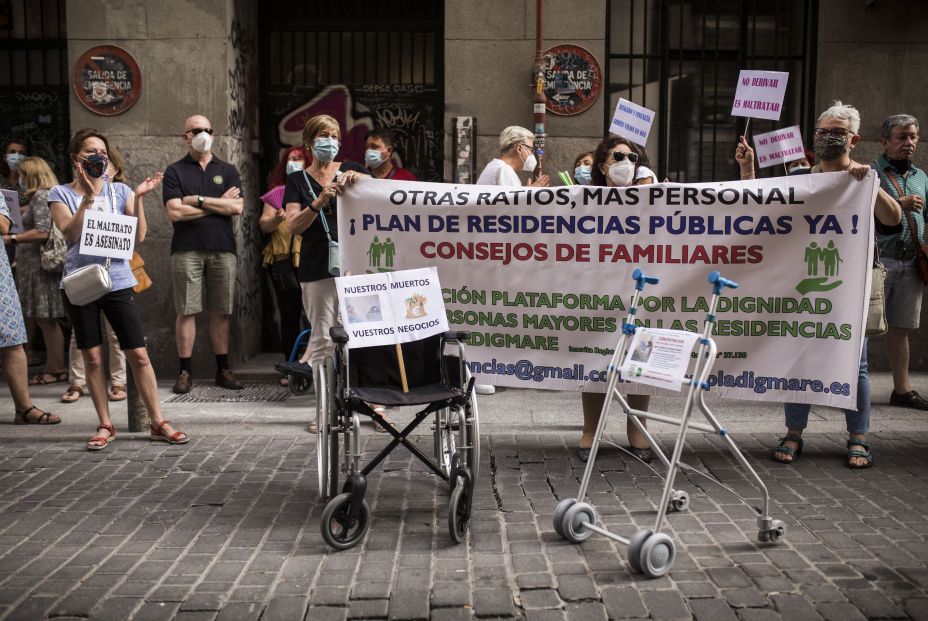 EuropaPress 3783662 varias personas participan manifestacion convocada contra gestion