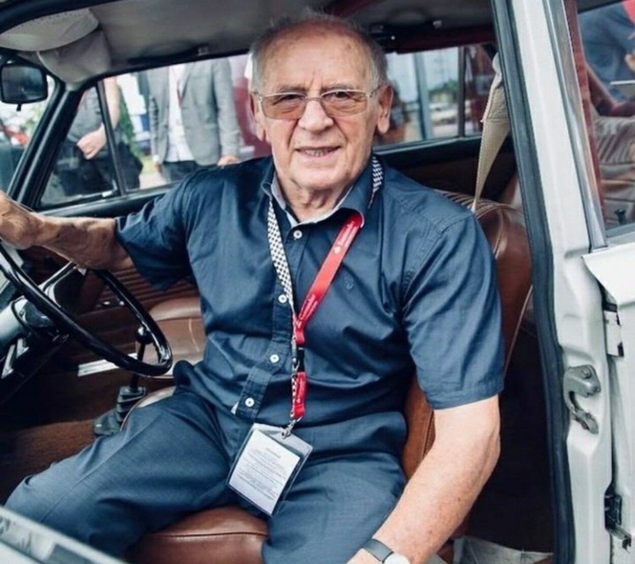 Sobieslaw Zasada correrá el extremo Rally Safari con 91 años