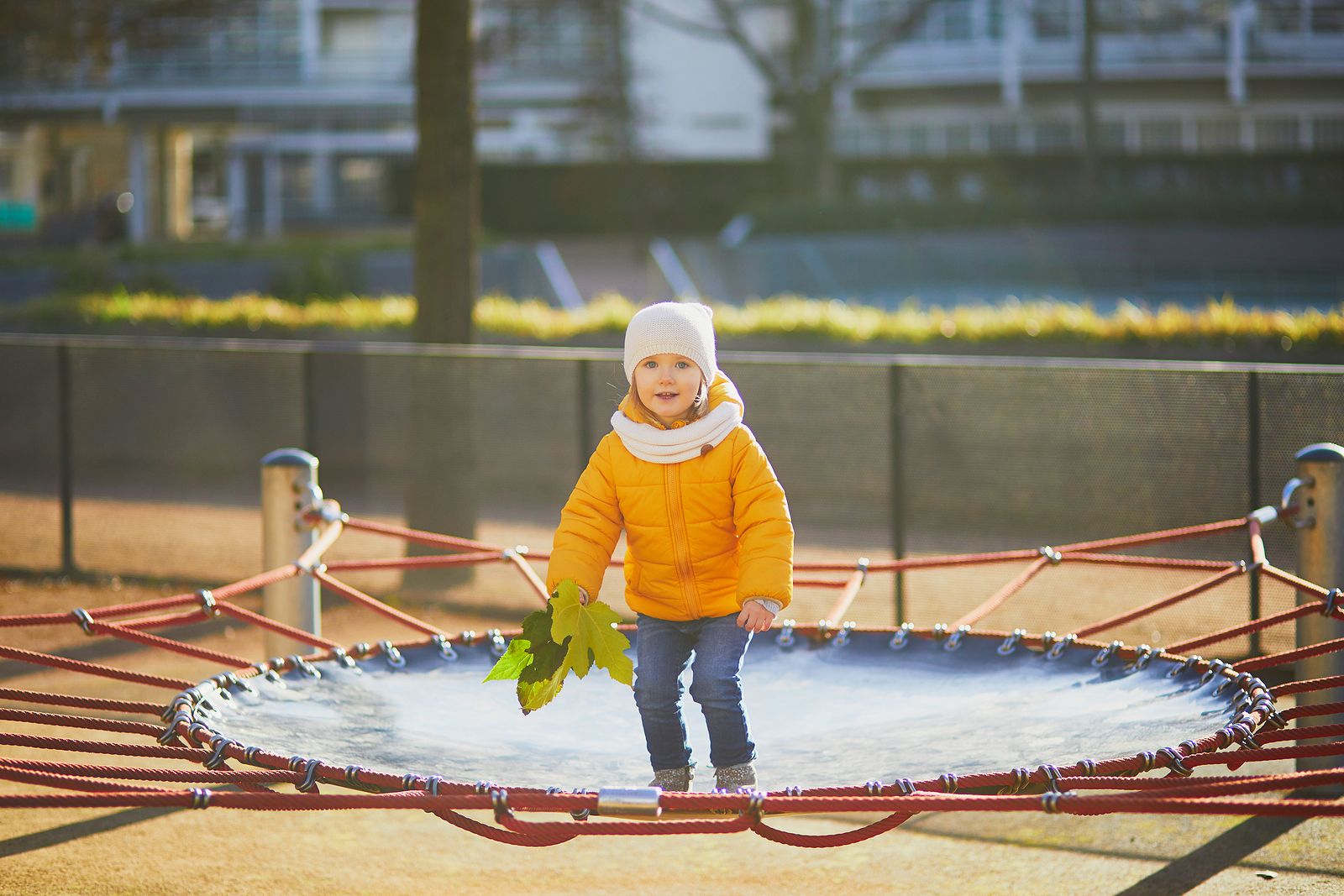 5 beneficios que ofrecen las camas elásticas para niños