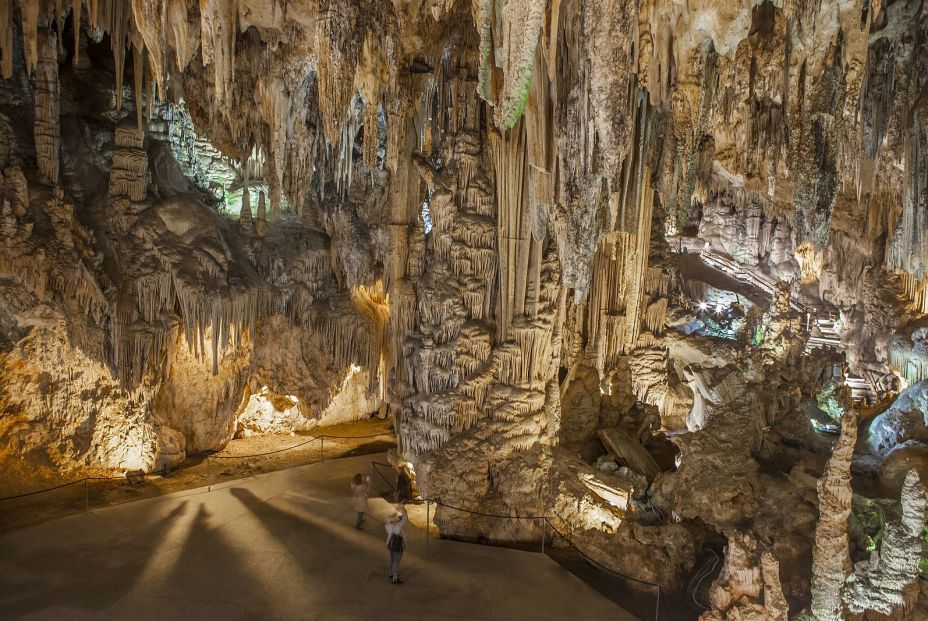 las cuevas más bonitas de España: Nerja