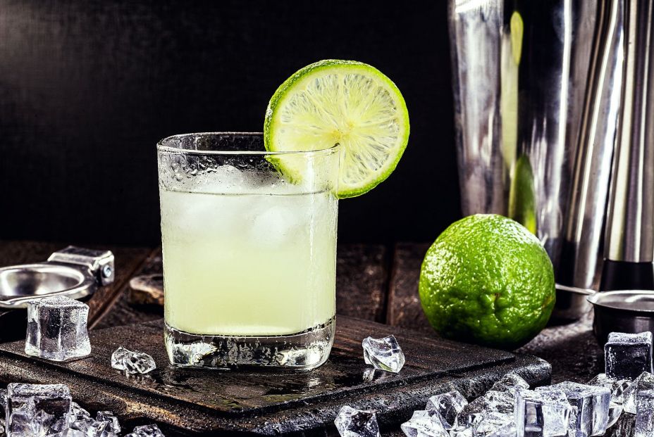 Prepara estos cócteles sin alcohol para el verano: Caipiriña