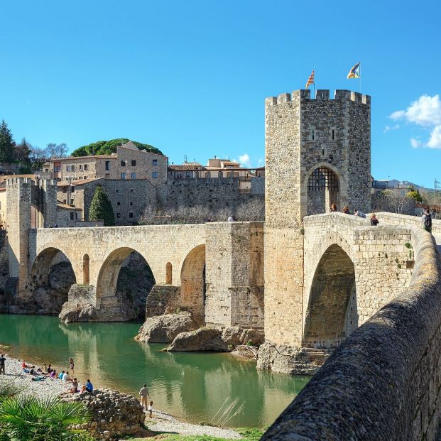 Rutas en caravana por el norte de España Foto: bigstock Besalú