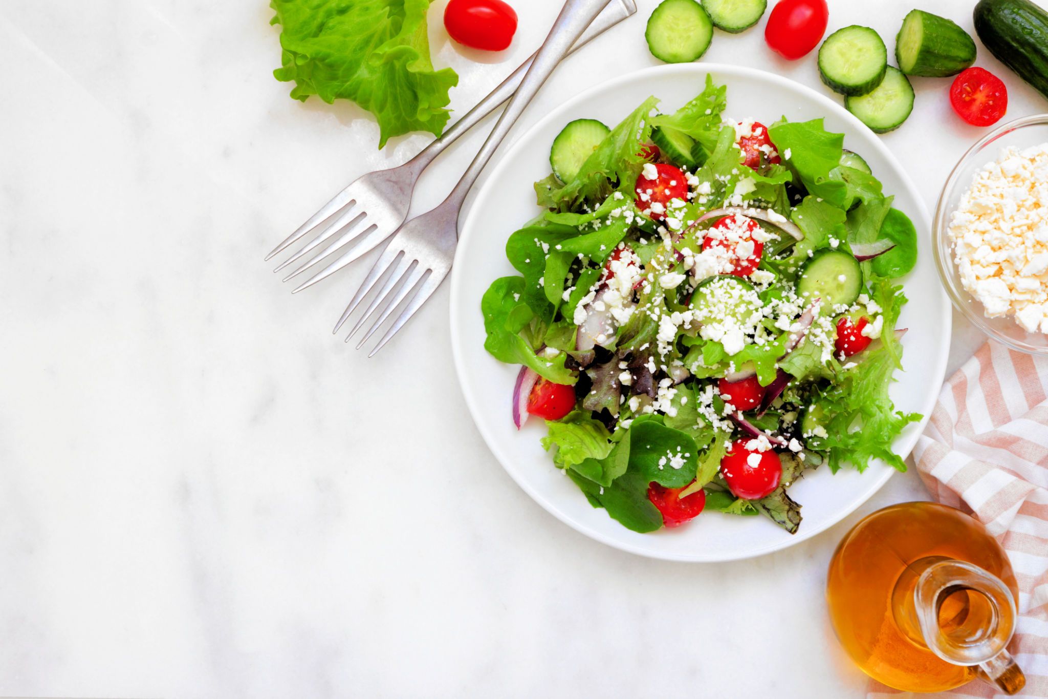 Ensaladas preparadas que puedes encontrar en el supermercado para el verano