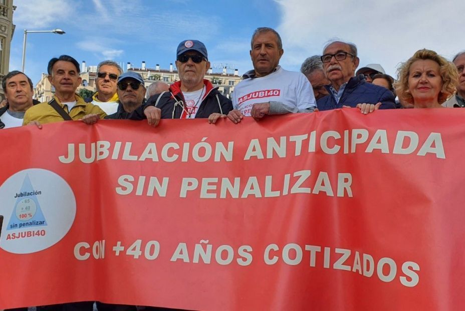 Pensionistas de Asjubi40 (Foto archivo  Asjubi40)