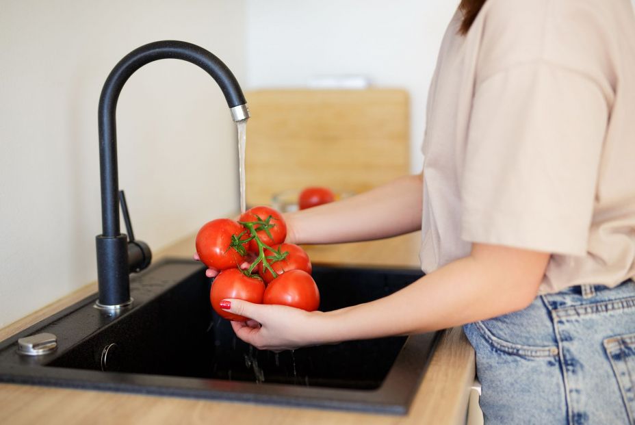 Desinfecta los tomates y las picotas con vinagre Foto: bigstock