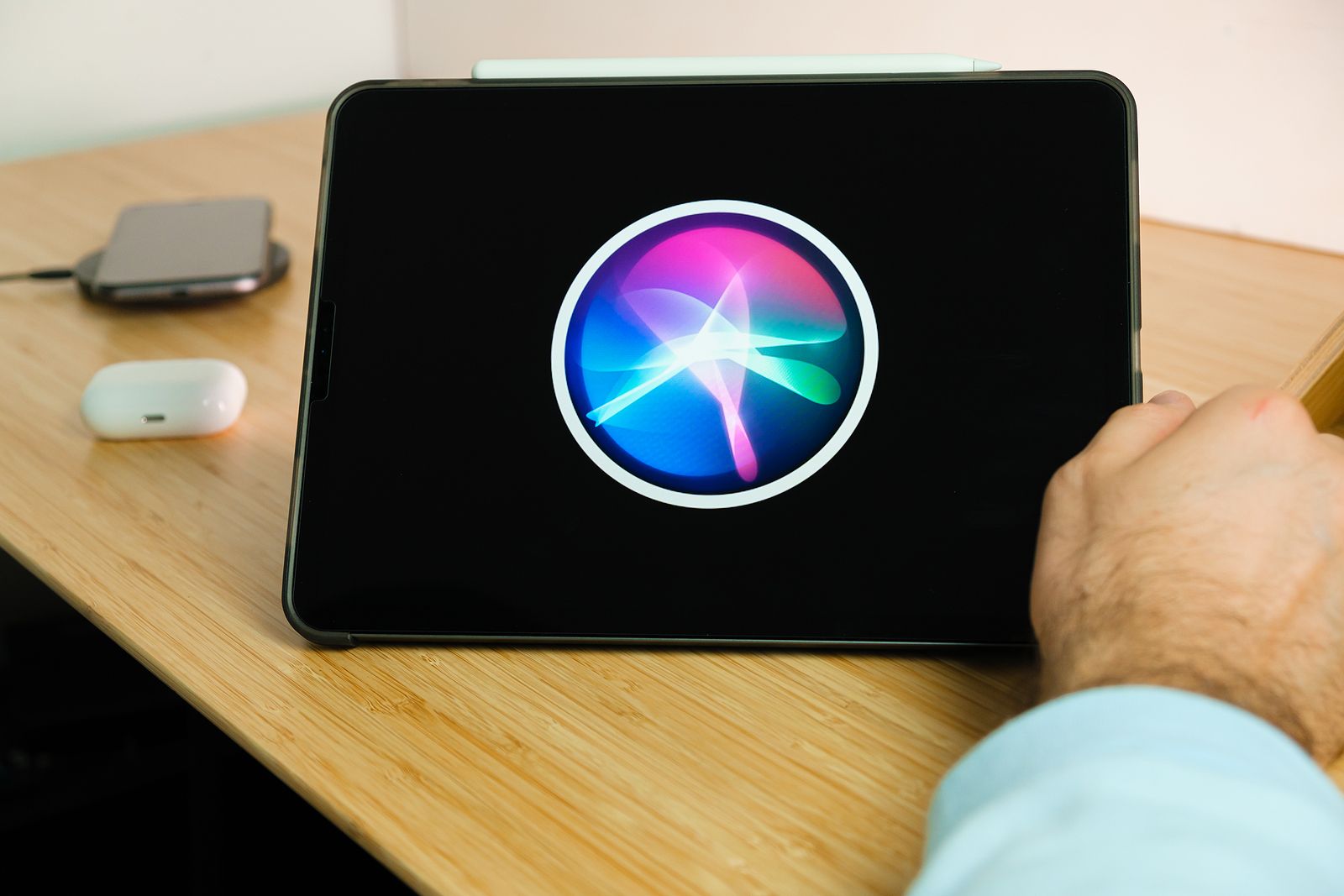 Cambia la voz y el idioma de Siri Foto: bigstock