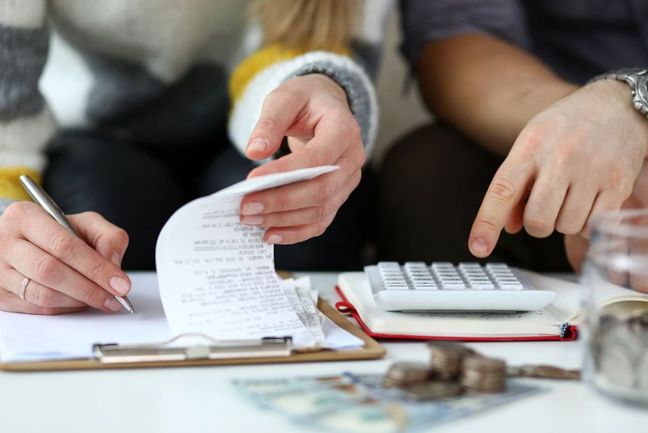 Qué gastos paga el inquilino y cuáles el propietario en un piso de alquiler (Foto Bigstock) Qué gastos paga el inquilino y cuáles el propietario en un piso de alquiler (Foto Bigstock)