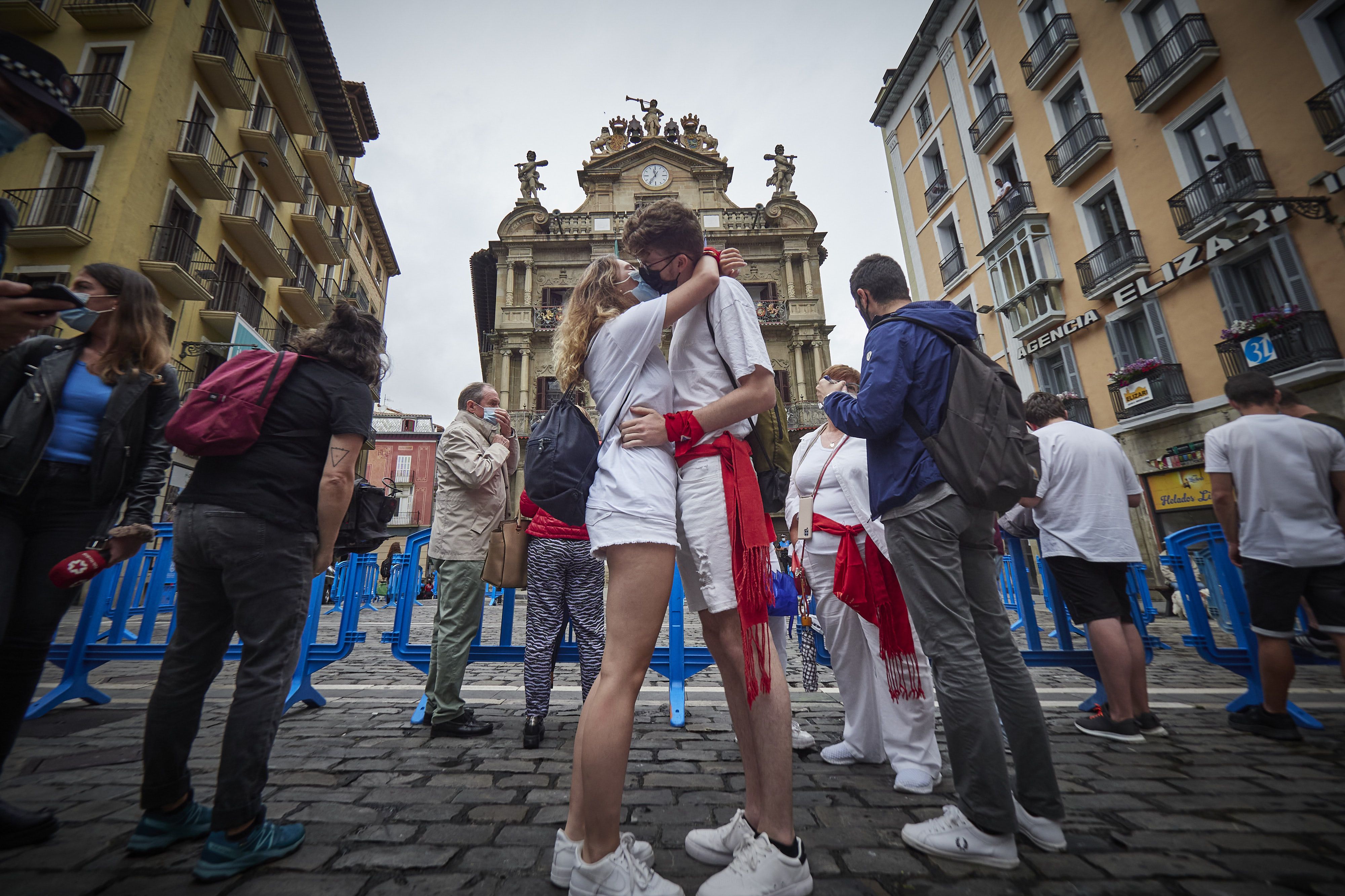 La quinta ola lleva a algunas comunidades autónomas a volver a las restricciones