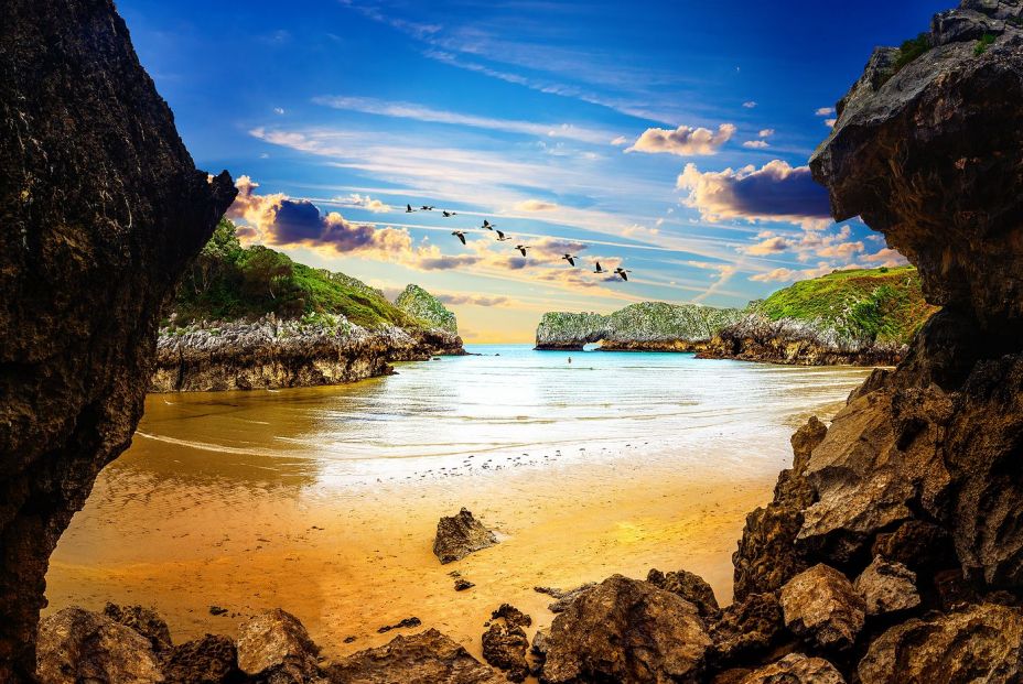 Los lugares imprescindibles que ver en Cantabria: playas