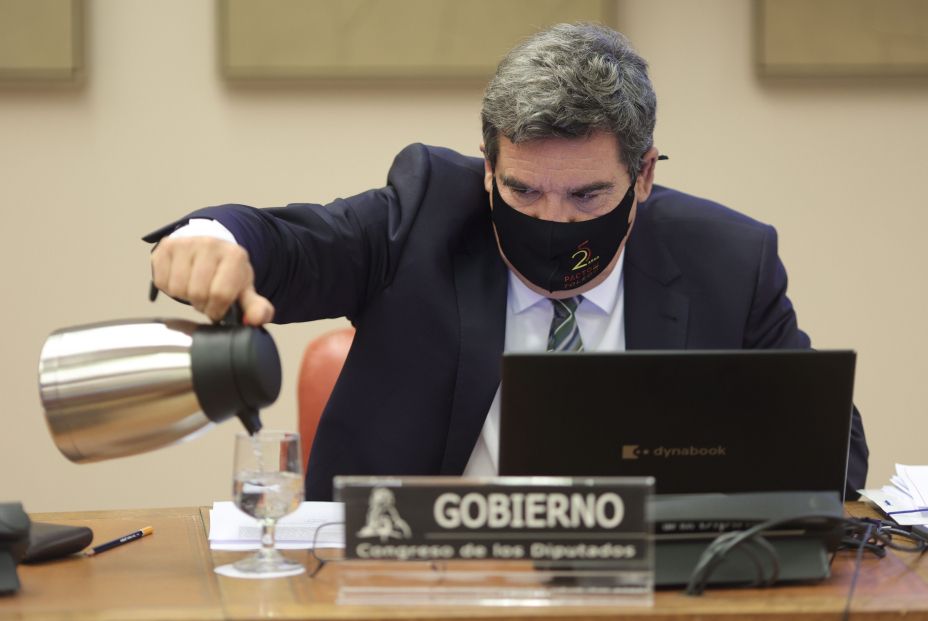 Pensiones: El aumento de gastos impropios en la Seguridad Social necesitará del 'ok' de Hacienda Pensiones: El aumento de gastos impropios en la Seguridad Social necesitará del 'ok' de Hacienda