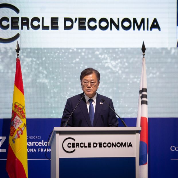 EuropaPress 3785933 presidente republica corea sur moon jae in miercoles cena inaugural xxxvi