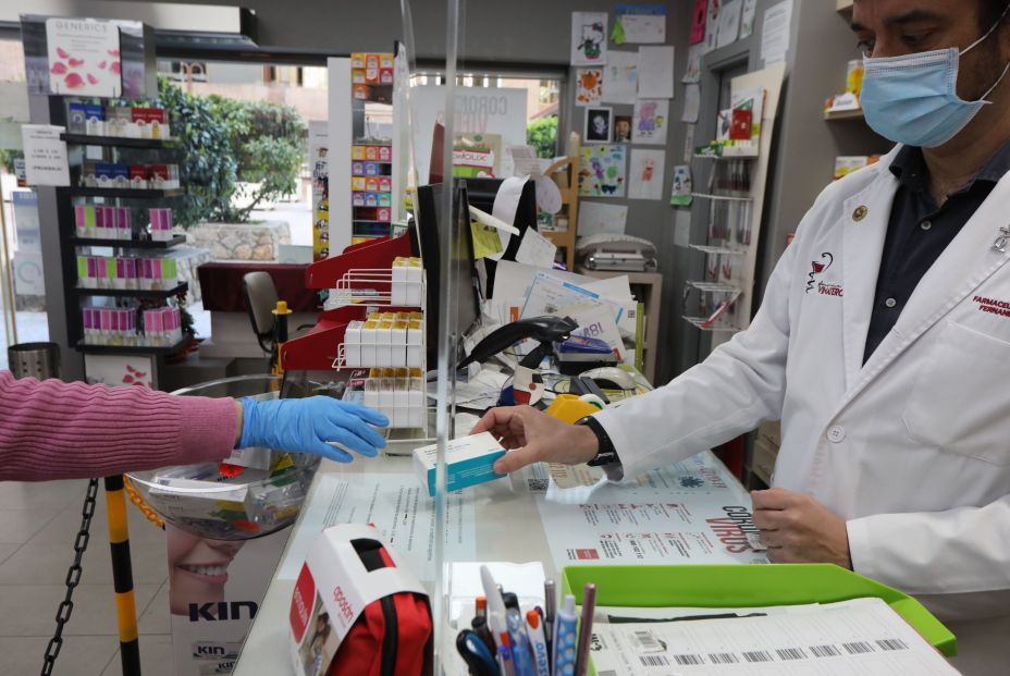 Baja a la mitad de precio uno de los medicamentos más usados en España 