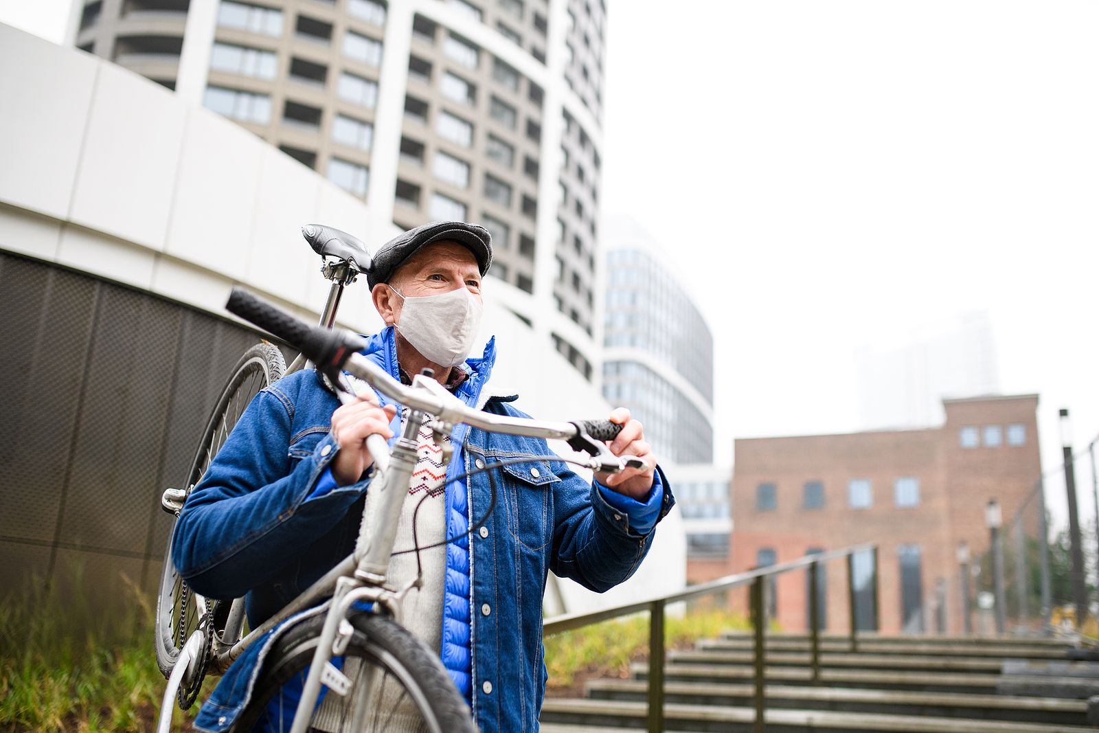 Ojo a los nuevos límites de velocidad para bicis  cambian según el tipo de calle por la que transites (Foto Bigstock)